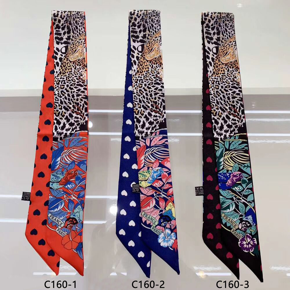 Women Bags Brands - Merk Luipaard Papegaai Hart Zijden Sjaal