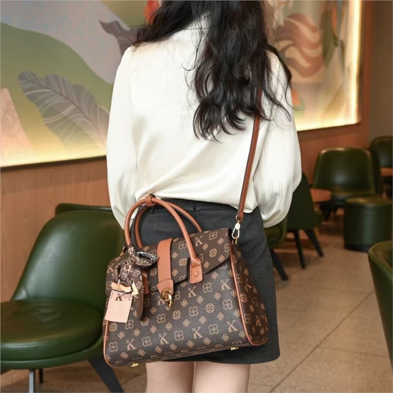 Lichte luxe merk damestas 2025 - Women Bags High End Brands recensie en prijs